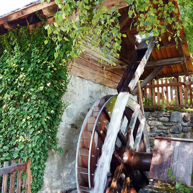 Brunner mill in Berg im Drautal, water mill wheel
